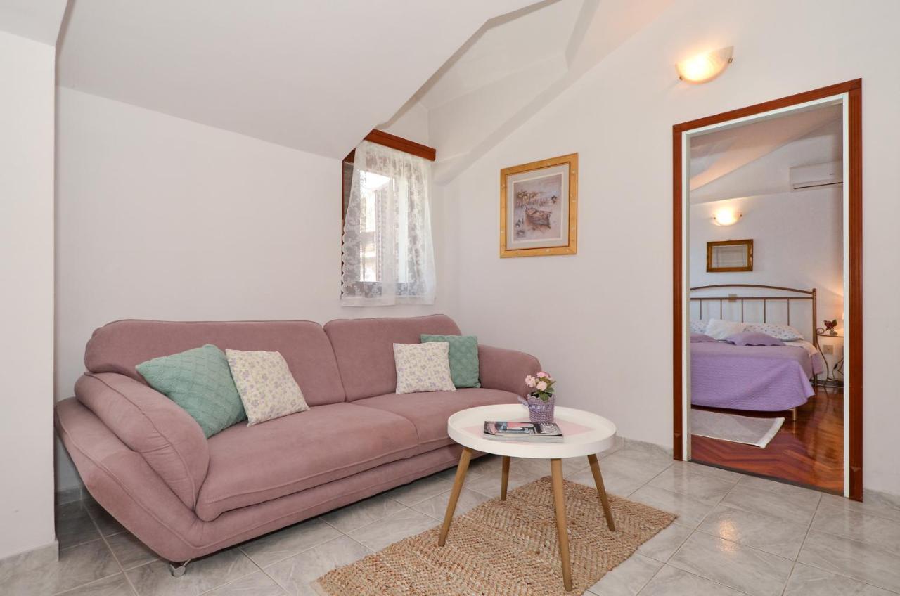Apartmani Basic 1 Спліт Екстер'єр фото