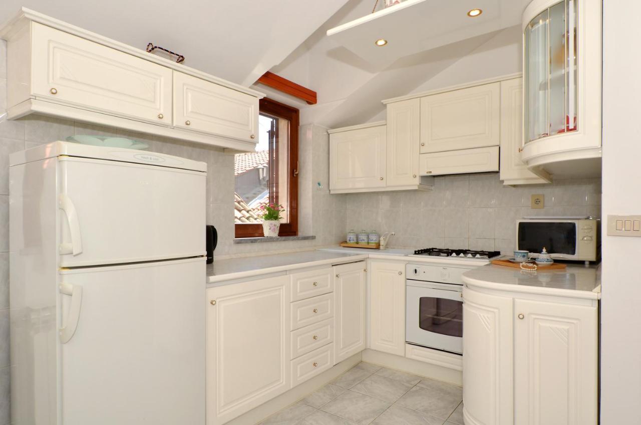 Apartmani Basic 1 Спліт Екстер'єр фото