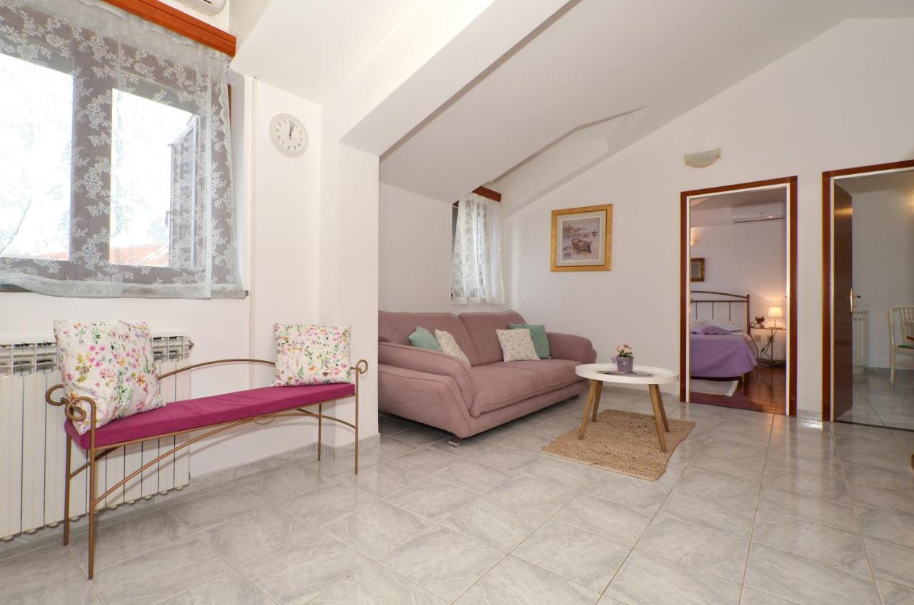 Apartmani Basic 1 Спліт Екстер'єр фото